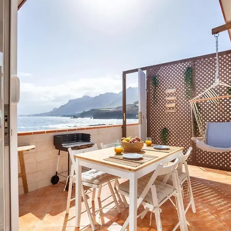 Aires De Jover * La Laguna